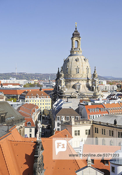 Blick auf die Frauenkirche vom Hausmannsturm aus  Dresden  Sachsen  Deutschland  Europa