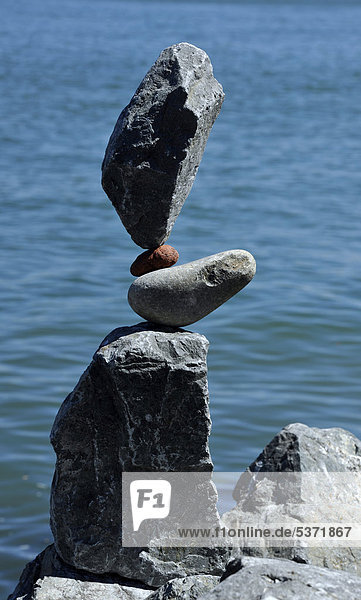 Steinstapel von Bill Dan  Balancing Rocks  Sausalito  San Francisco Bay  San Francisco  Kalifornien  Vereinigte Staaten von Amerika  USA  ÖffentlicherGrund