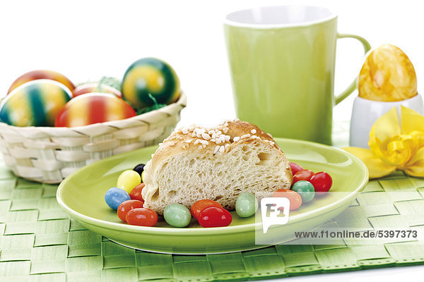 Easter table setting with Hefekranz  German pastry