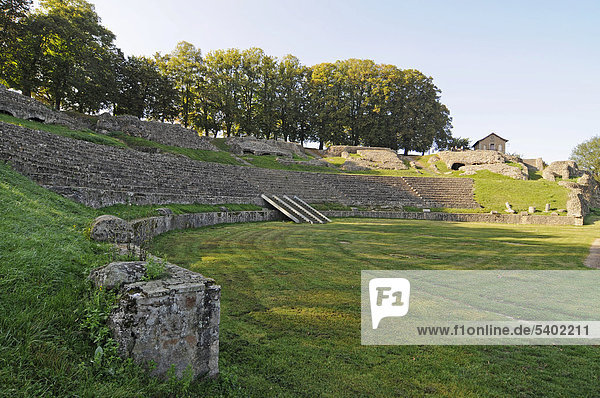 Römisches Amphitheater  Autun  Departement Saone-et-Loire  Bourgogne  Burgund  Frankreich  Europa  ÖffentlicherGrund