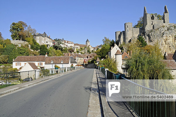 Angles sur l'Anglin  Dorf  Gemeinde  Poitiers  Departement Vienne  Poitou-Charentes  Frankreich  Europa  ÖffentlicherGrund