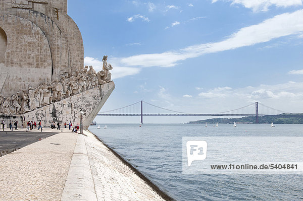Padr„o dos Descobrimentos  Denkmal der Entdeckungen  feiert Heinrich den Seefahrer und die portugiesische Zeit der Entdeckungen und Erforschungen  Belem Viertel  Lissabon  Portugal  Europa