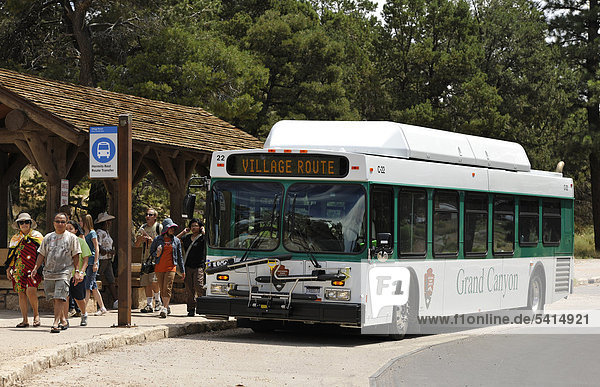 Shuttle-bus system for tourists  Hermit's Road bus stop  Grand Canyon Village  Grand Canyon National Park  South Rim  Arizona  United States of America  USA