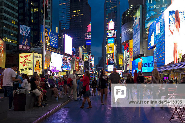 Times Square  Manhattan  New York  USA
