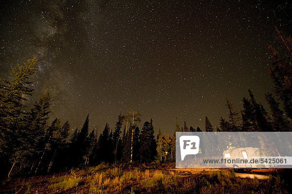 Vereinigte Staaten von Amerika USA Karawane Nationalpark sternförmig Himmel Ehrfurcht Schlucht Campingwagen