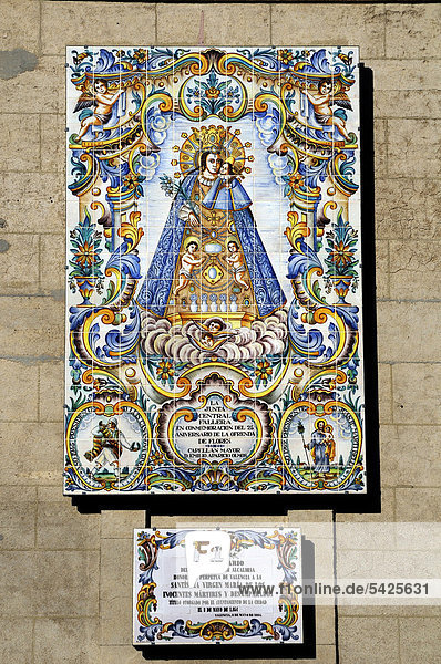 Heiligenbild aus Kacheln  Basilika  Valencia  Spanien  Europa