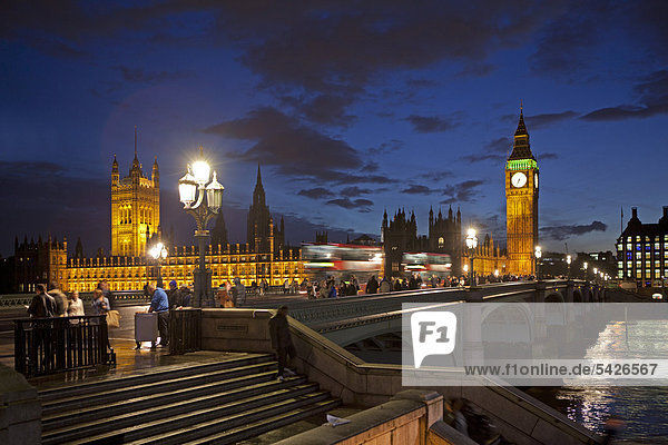 Houses of Parliament and Big Ben at dusk  London  England  United Kingdom  Europe