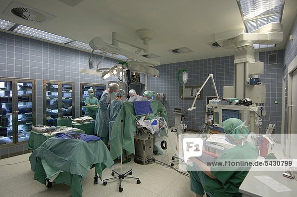Germany  Dusseldorf  Kaiserswerther Diakonie  clinic  surgery Operation Operation - Chirurgie