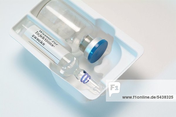 Pulver zur Herstellung einer Injektionslösung (Kortison)