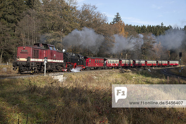 Brockenbahn auf dem Weg zum Brocken  Harzer Schmalspurbahnen  HSB  Drei-Annen-Hohne  Nationalpark Harz  Sachsen-Anhalt  Deutschland  Europa  ÖffentlicherGrund