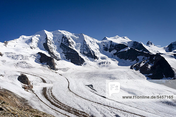 Hinten der Gipfel des Piz Palü  rechts die Bellavista  vorne der Persgletscher  Graubünden  Schweiz  Europa