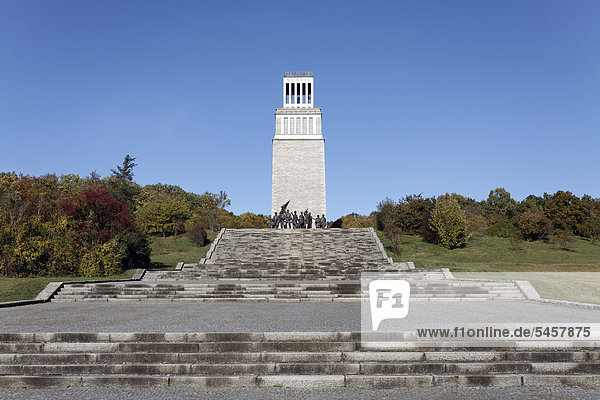 Turm der Freiheit  Mahnmal am Ettersberg  Gedenkstätte Buchenwald  ehemaliges KZ  Weimar  Thüringen  Deutschland  Europa