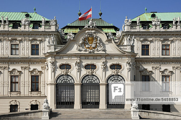 Mitteltrakt der Hauptfassade des Oberen Belvedere  gebaut 1721 - 1723  Prinz-Eugen-Straße 27  Wien  Österreich  Europa