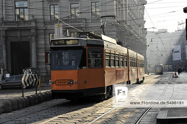 Straßenbahn Linie 16  Mailand  Milano  Lombardei  Italien  Europa  ÖffentlicherGrund