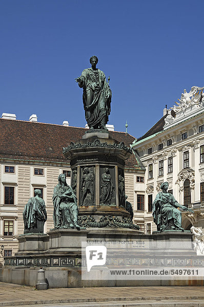 Denkmal für Kaiser Franz I.  1842  in der Hofburg  Wien  Österreich  Europa