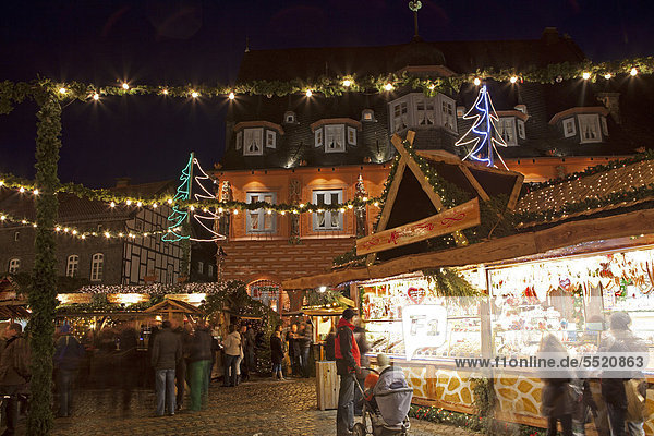 Christmas market in front of the town hall  Goslar  Lower Saxony  Germany  Europe