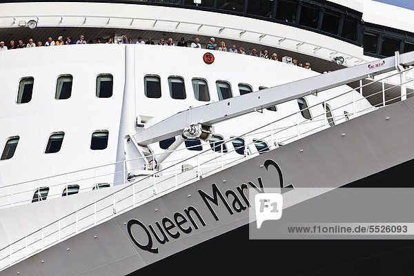 Kreuzfahrtschiff Queen Mary 2  Hamburg  Deutschland  Europa