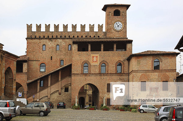Palazzo del Podesta in Castell Arquato  Emilia Romagna  Italien  Europa