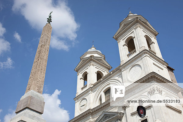 Kirche Trinit‡ dei Monti  Piazza Spagna  Spanische Treppe  Rom  Italien  Europa