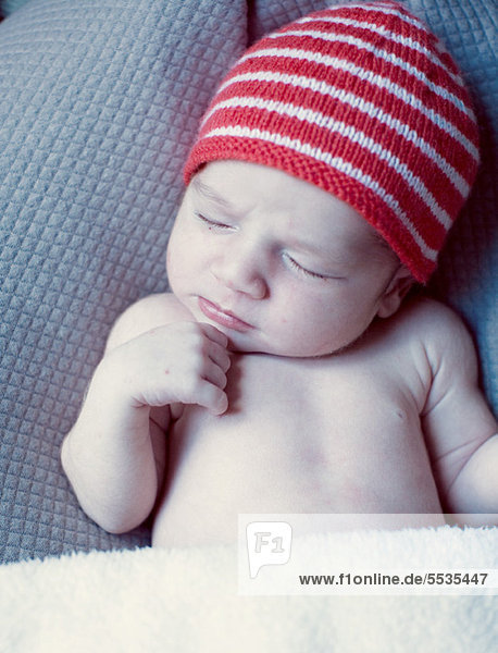 Neugeborenes Baby schlafend  Portrait