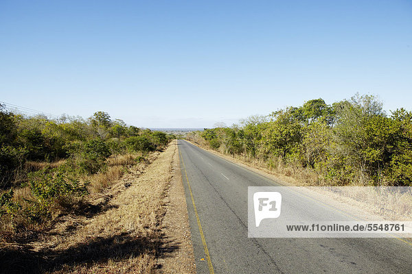 Strasse EN1  Mosambik  Südafrika  Afrika