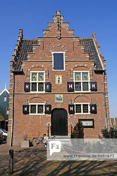 Rathaus  erbaut 1639  Grootschermer  Schermer  Nordholland  Holland  Niederlande  Europa