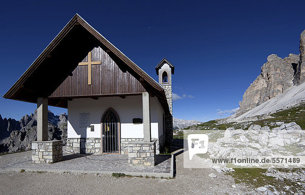 Kapelle  Tre Cime di Lavaredo  Drei Zinnen  Dolomiten  Südtirol  Italien  Europa