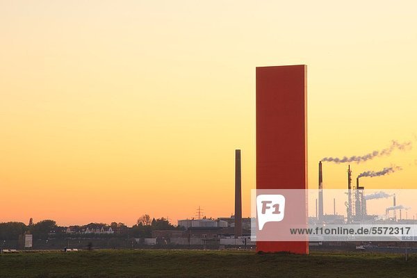Sculpture Rhine Orange Duisburg Germany