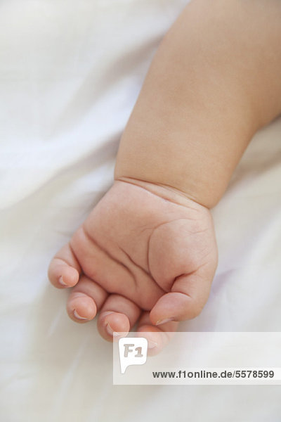 Säuglingshand
