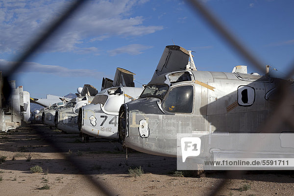 Schrottplatz eines Militärflughafens neben der Davis-Monthan Air Force Base Tucson Arizona USA
