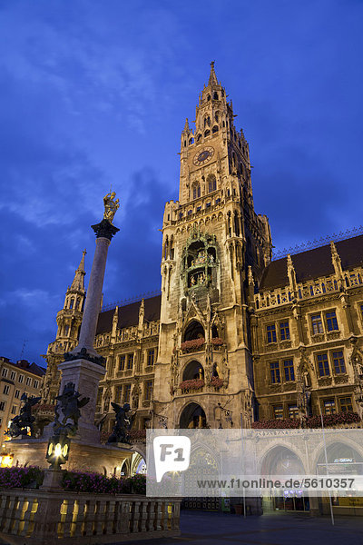 City hall and Marian column at night  New City Hall  Marienplatz  Munich  Bavaria  Germany  Europe
