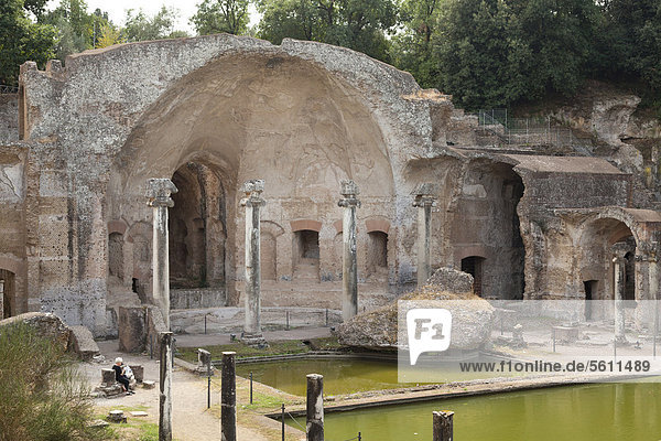 Serapeum am Ende des Canopus  Hadriansvilla  Villa Adriana  bei Tivoli  Italien  Europa