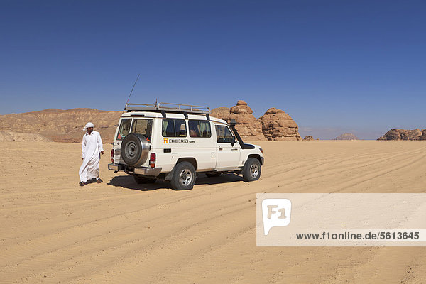 Jeep safari in the Sinai desert with Bedouin driver  Egypt  Africa