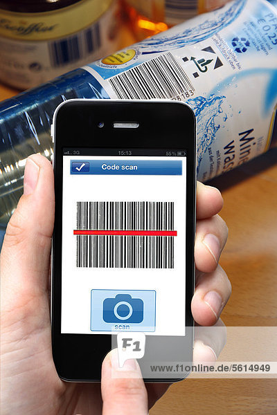 Barcode-Reader  Einlesen eines Barcodes  Strichcodes auf einem Produkt  mit einem Smartphone  iphone