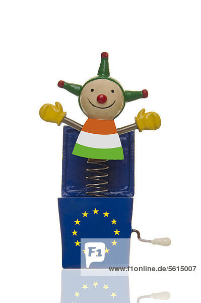 Jack in the Box  Schachtelteufel  Springteufel  mit Europasternen und irischer Flagge  Symbolbild für Irland in der Eurokrise