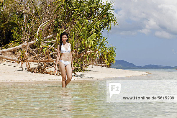 Frau Strand Bikini Insel jung Honda Philippinen Asien Bucht Idylle Palawan Island hübsch Puerto Princesa
