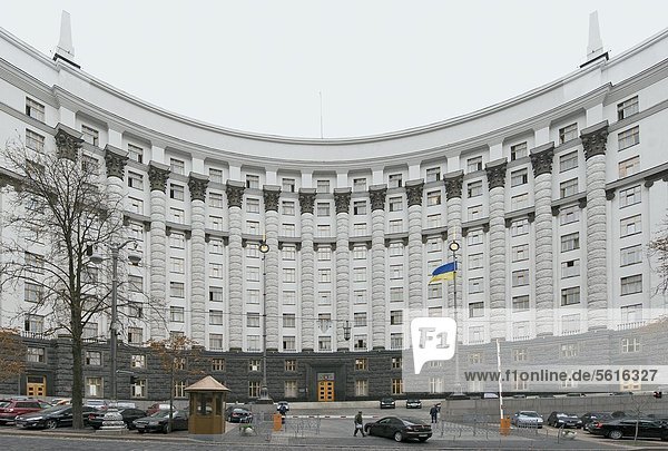 Regierungspalast  Kiew  Ukraine  Europa