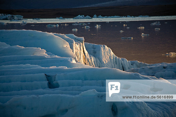 Iceburg an der Jokulsarlon Gletscherlagune  Island