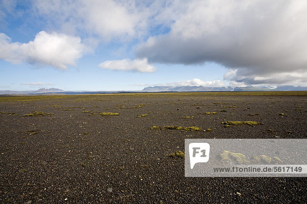 Karge Landschaft entlang der Route 1 zwischen Kirkjubaejarklaustur und Kalfafell  Island