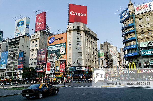 Buenos Aires Hauptstadt Argentinien Obelisk Südamerika
