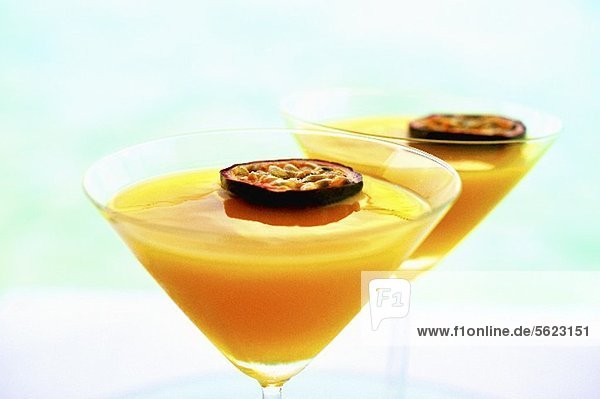 Summerstar Martinis mit Passionsfrucht und Sekt