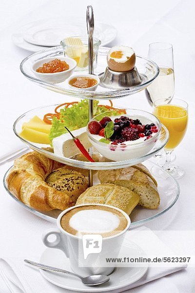 Französisches Frühstück mit Cafe au Lait