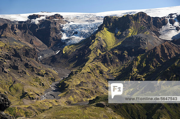 Fluss Kross· im Tal _Ûrsmörk  Thorsmörk  Gletscher M_rdalsjökull  Wanderweg zur Hochebene Fimmvör_uh·ls  Fimmvörduhals  Su_urland  Sudurland  Süd-Island  Island  Europa