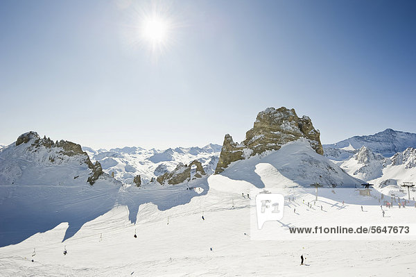 Snow-covered mountain landscape  Aiguille Percee  Tignes  Val d'Isere  Savoie  Alps  France  Europe