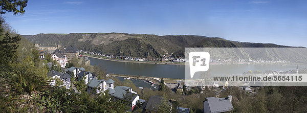Panoramic view of Rheinfels Castle  the Rhine River and St. Goarshausen as seen from St. Goar  Rhineland-Palatinate  Upper Middle Rhine Valley  a UNESCO World Heritage site  Germany  Europe