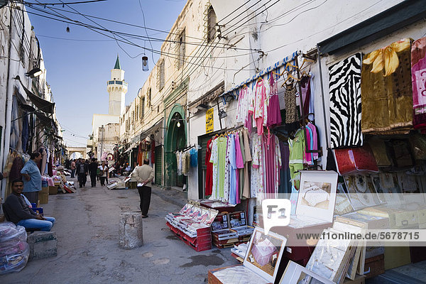 Traders and shops in the Medina  old town of Tripoli  Libya  North Africa  Africa