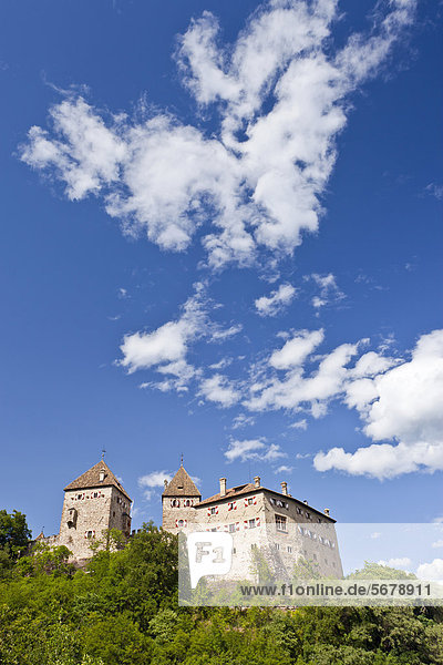 Wehrburg  Burgenrunde in Prissian  Tisens  Südtirol  Italien  Europa