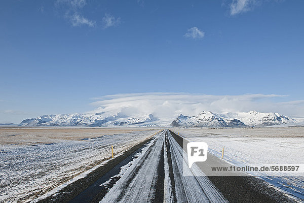 Ländliches Motiv ländliche Motive Landschaft Schnee Fernverkehrsstraße