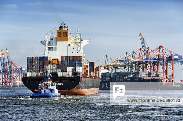 Containerfrachter Rio Grande Express im Waltershofer Hafen  Hamburg  Deutschland  Europa