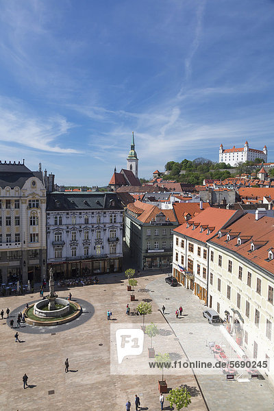 Hauptplatz der Altstadt von Bratislava  Pressburg  Slowakische Republik  Europa